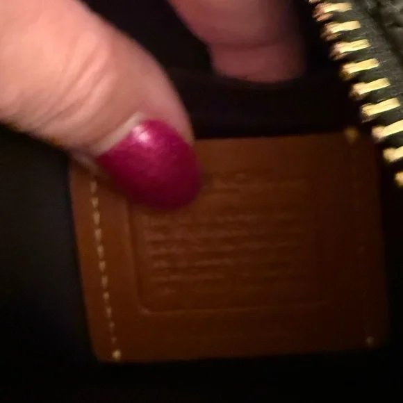 🖤Coach NWT Teri Black Woven Shoulder Bag with crossbody Gold Hardware &Bow Charm - Picture 7 of 7